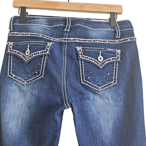 SEVEN7 EMBELLISHED BOOTCUT FLAP POCKET JEANS - Picture 5 of 10